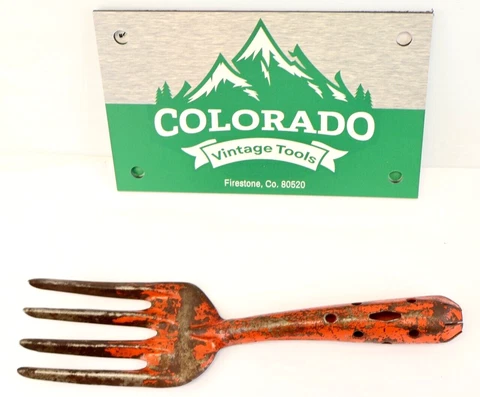 10.5” Vintage 4 Tine Garden Fork - Tool w Ventilated Handle / CV Tools Cover