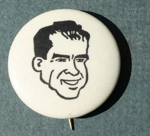 Richard Nixon Caricature Cartoon Image Black White Celluloid Pinback Pin RARE -- - Picture 1 of 1
