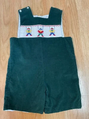 Pantalón Corto ANAVINI NIÑOS TALLA 3 BORDADO CALADO VERDE Foto 1 de 4