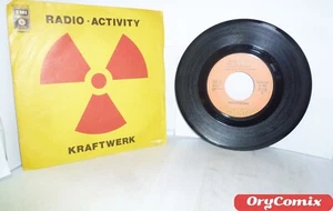 KRAFTWERK - RADIOAKTIVITÄT - VINYL 7" ZOLL 45 U/MIN GUT - Bild 1 von 3