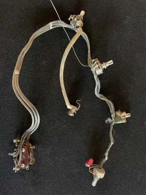 1970-е Univox Ventura Teisco Гитарный Жгут Проводки Горшки Крышка Переключатель Запчасти MIJ - Изображение 1 из 4