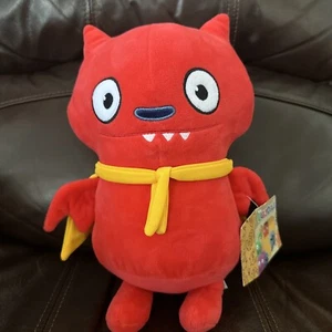 MUÑECAS FEAS Peluche Murciélago de la Suerte Rojo 12" Capa Vampiro Peluche Rojo Etiqueta 2019 - Imagen 1 de 6