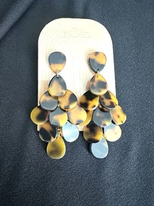 Pendientes racimo tortuga negro - Imagen 1 de 2