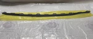 2019-2022 JEEP CHEROKEE REAR CENTER BUMPER COVER MOLDING 6EZ06TZZAB Oem New - Picture 1 of 10