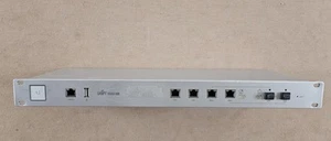 Ubiquiti Gateway Pro 4 USG-PRO-4 - No Power Cord or Peripherals - Bild 1 von 4
