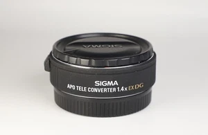 Canon EOS fit Sigma APO EX TELECONVERTER 1.4x - Picture 1 of 5
