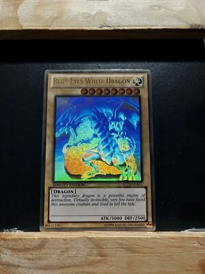 Drago bianco occhi blu  Ghost Rare  Excellent GLD5-EN001 - Immagine 1 di 4