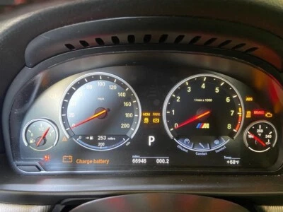 Cuadro de instrumentos OEM BMW F10 F12 F13 M6 F06 M5 (2012-2018) 66.946 millas Foto 1 de 4