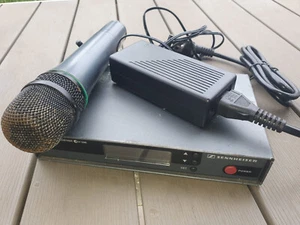 Sennheiser ew100 Empfänger mit Funkmikrofon SKM100 - Bild 1 von 4