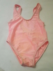 NUEVO SIN ETIQUETAS DISFRAZ DE BAÑO ROSA PARA NIÑOS ITALIA TALLA 6 AÑOS ESPALDA BAJA AJUSTE 4-5 AÑOS? - Imagen 1 de 3