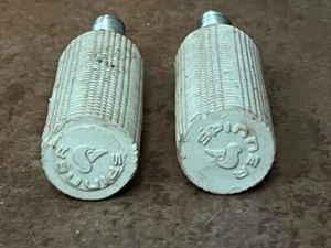 Vintage White SPINNER SCREW IN FORK PEGS Old School BMX Pegs Platforms Standers - Picture 1 of 6