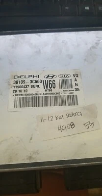 Computadora ecu ecm 39109-3C660 Kia Sedona 2011-2012 Foto 1 de 4