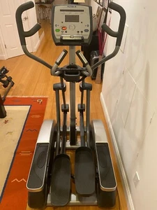 True Fitness Elliptical M50 Exercise Machine Great Condition Used - Picture 1 of 5