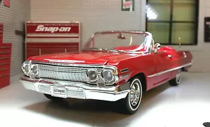 1:24 Chevrolet Impala Cabrio Modello 1963 Diecast Scala G Auto Welly NEX 22434 - Foto 1 di 6