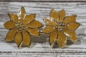 Orecchini Vintage Smalto Giallo Scintillante Poinsettia Clip On Tono Oro Metallo Avon - Foto 1 di 4