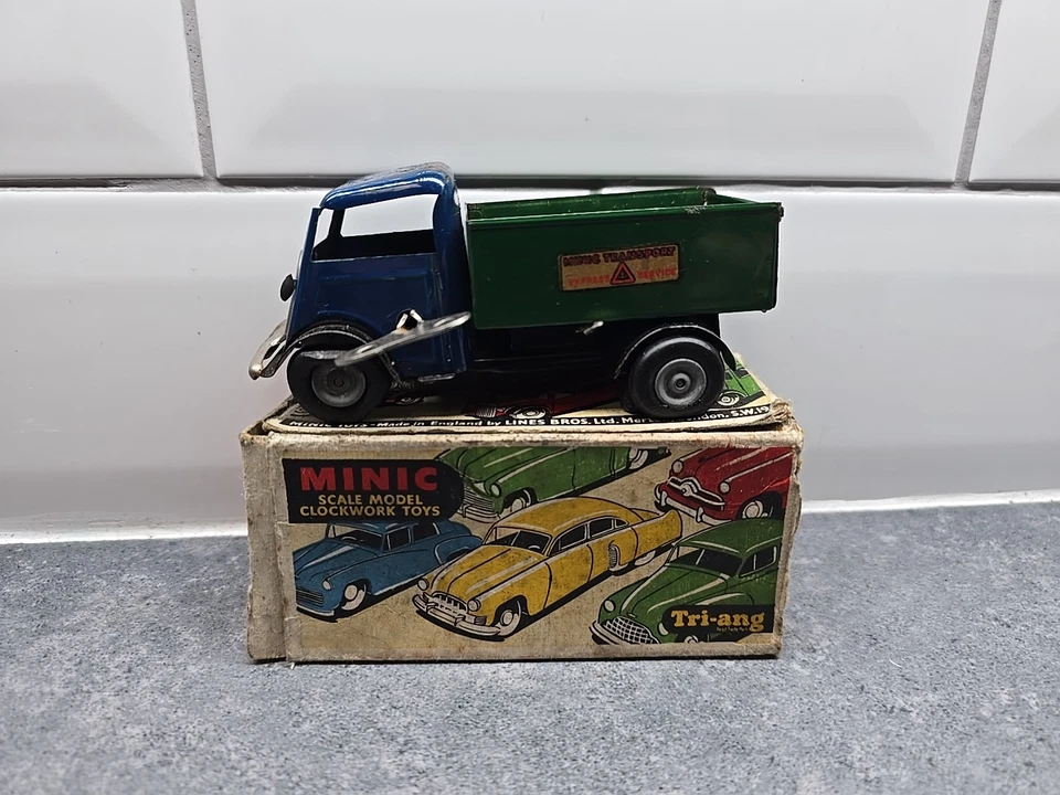 Vintage TRIANG Minic 86M Tin Plate Forward Control Tipper Truck. Boxed.  - Image 1 of 4