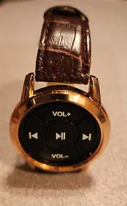 Smart watch controls all cell phone functions while put away. Seri, Calls, Music - Picture 1 of 3