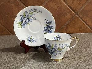 Vintage Society Fine Bone China Teacup & Saucer Forget-Me-Not Gold Trim England - Picture 1 of 7