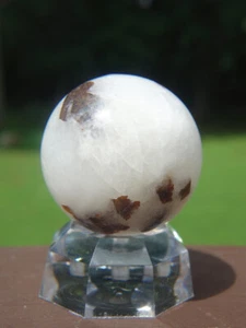 Kryolith mit Sideritkugel / Kristallkugel ~ Grönland - Bild 1 von 9