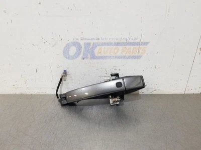 15 2015 LAND ROVER LR4 EXTERIOR DOOR HANDLE REAR RIGHT PASSENGER GRAY  - Image 1 of 4