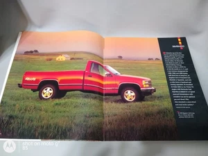 1992 Chevy Pickup Sales Brochure Catalog  - Picture 1 of 9