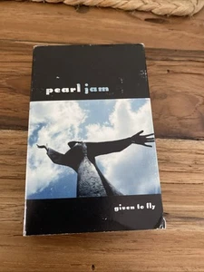 Pearl Jam CASSETTE SINGLE Given To Fly - Picture 1 of 3