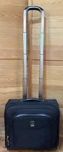 Travelpro Carry On 15” Overnighter Extendable Handle Wheels Laptop Pocket - Picture 1 of 16
