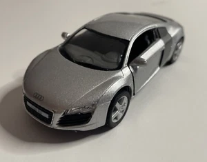 Kinsmart Silver Audi R8 Coupe 1/36 Diecast/Plastic Pull Back Car - Picture 1 of 7