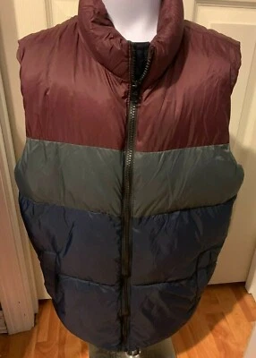 Old Navy Boys Puffer Vest Size XL 14-16 - Image 1 of 4