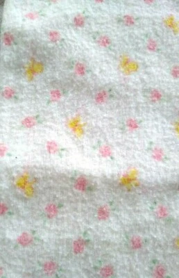 Cobertor de recepção de flanela Carters flores rosa borboletas amarelas bebê Lovey - Imagem 1 de 4