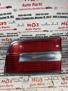 OEM LINCOLN NAVIGATOR 2007-2014 TRUNK TAILGATE RIGHT SIDE INEER TAILLIGHT LAMP  - Foto 1 di 2