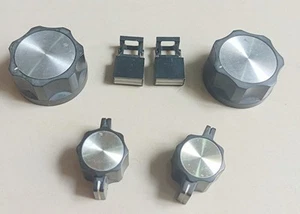 Dentron MT-3000A set manopole originali usate spediamo in tutto il mondo - Foto 1 di 1