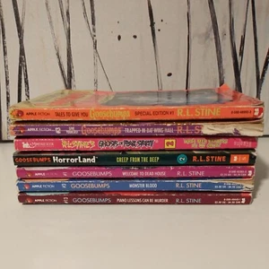 Vintage Lot of 7 R. L. Stine Give Yourself /Goosebumps/ Ghosts of Fear Street  - Picture 1 of 12