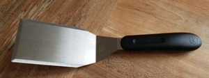 Pampered Chef Großer Metal Servierheber für Grill, Blech und Pfanne NEU/OVP - Bild 1 von 2