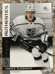 2019-20 SP Rookie Authentics Tobias Bjornfot RC #128 #d 1030/199 Kings - Bild 1 von 2