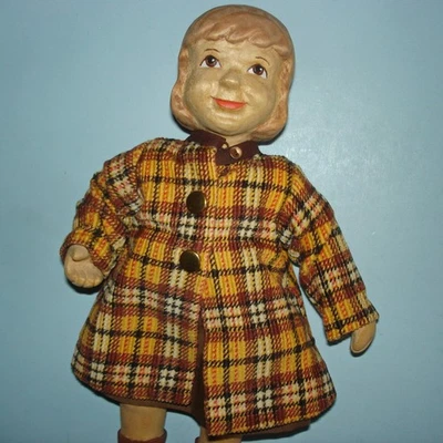 Muñeca niña madera articulada ODACA Artist Gladys Brown 10,5" firmada 1977 Foto 1 de 4