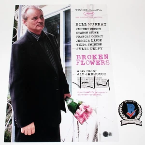 DIREKTOR JIM JARMUSCH SIGNIERT "GEBROCHENE BLUMEN" 12x18 FILMPOSTER BECKETT BAS COA - Bild 1 von 3