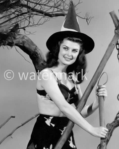 Vintage 1950s Halloween Pin-Up – Hollywood Actress 8x10 Photo Reprint - Picture 1 of 1
