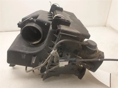 2015-2016 Toyota Sienna Air Intake Cleaner Box Assembly OEM Warranty - Image 1 of 4