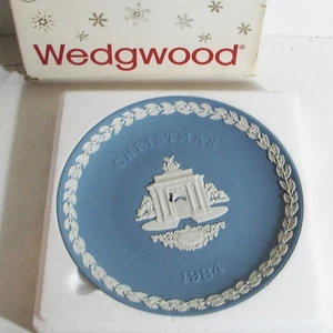 Piatto natalizio vintage con scatola Wedgwood 1984 Costituzione collina diaspro blu 8" - Foto 1 di 8