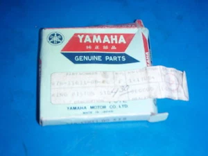 Anillo de pistón Yamaha #878-11611-00-00 NUEVO DE LOTE ANTIGUO - Imagen 1 de 2