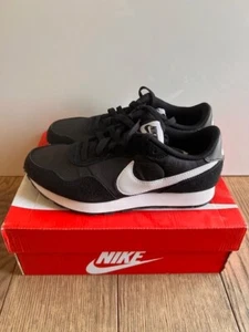 Nike MD Valiant Sneaker Schuhe Kinder Schwarz Weiß Gr. 36,5 Neu CN 8558 - Bild 1 von 6