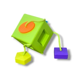Juguetes para cerebro graso Oombee cubo forma clasificación juguete de aprendizaje - bebé niño pequeño 1 año - Imagen 1 de 6