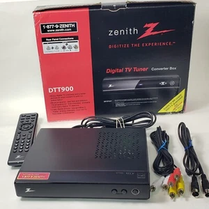Zenith DTT900 Digital TV Tuner Converter Box with Analog Pass-Through - Picture 1 of 10