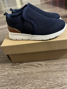 Steve Madden Toddler Keni Sneaker size 9 Navy Slip Ons - Picture 1 of 8