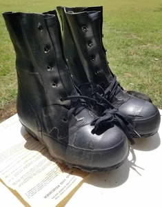 Vintage 1950 Korean War USMC HOOD Ground Forces Extreme Cold Weather Boots 8FF - Picture 1 of 19