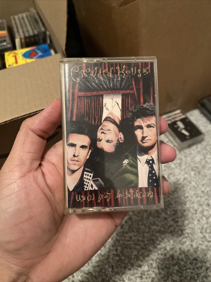 Temple of Low Men - Crowded House (Cassette, 1988, Capitol Records) - Image 1 of 1