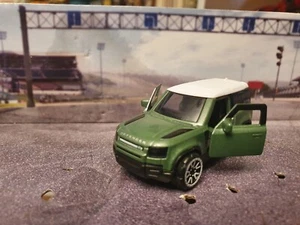 MAJORETTE LAND ROVER DEFENDER 90 SENZA IMBALLAGGIO - Foto 1 di 7