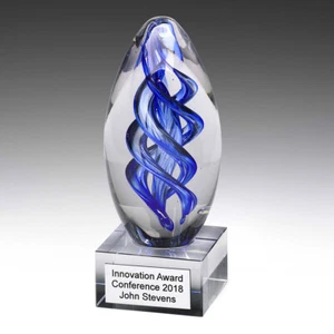 ART GLASS BLUE DOME TROPHY AWARD CORPORATE FREE ENGRAVING PERSONALISED 180MM - Picture 1 of 4