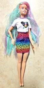 Modern Fashion Barbie with multicolor hair - Picture 1 of 4